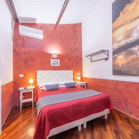 Room In Bb - Skylight Double Room In History House روما المظهر الخارجي الصورة